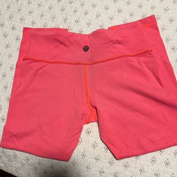 Lululemon Cropped Leggings - Picture 2 of 4